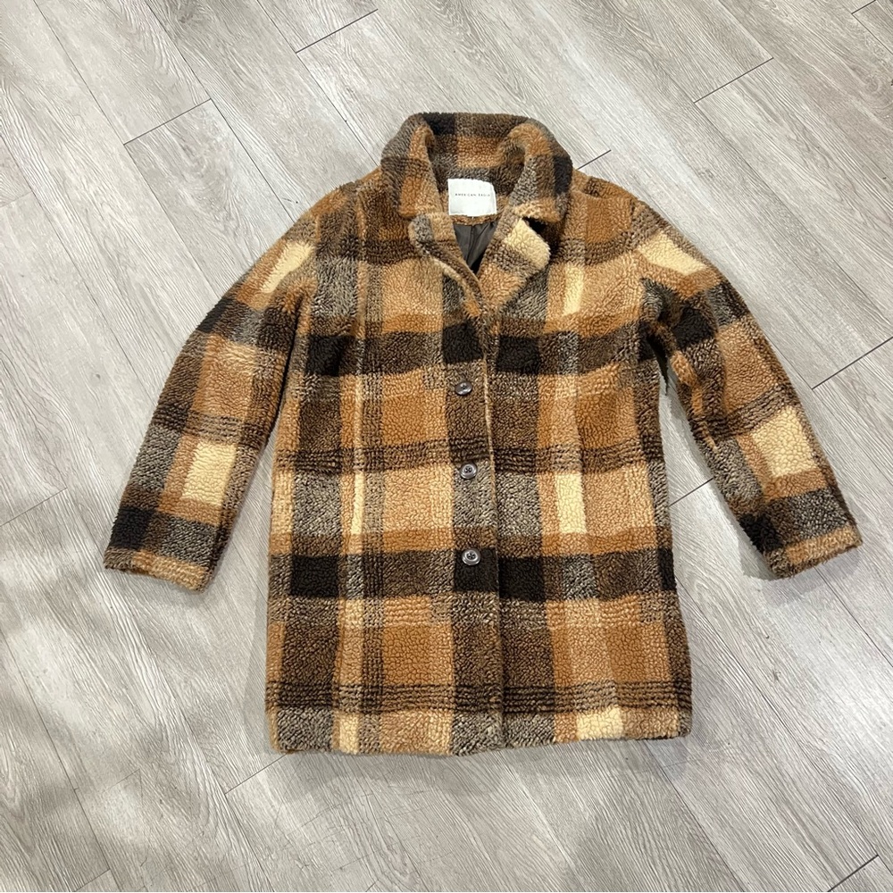 American Eagle Women's Oversized Faux Sherpa Plaid BrownCoat Size XS old money - Picture 2 of 6